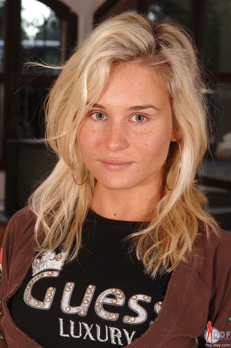 Ксюша, 25 лет, 0 размер груди